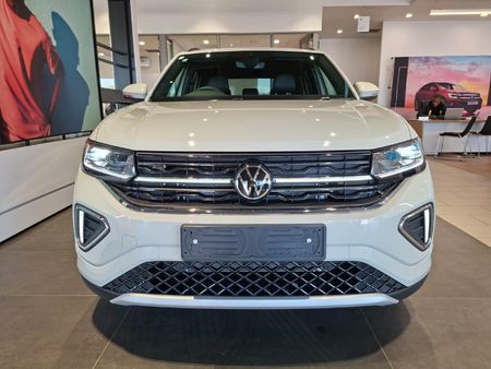 2026-Volkswagen-T-Cross-10-TSI-R-Line-Auto_6