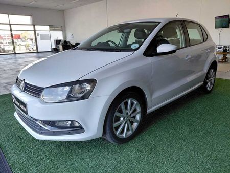 2017-Volkswagen-Polo-12-TSI-Highline-Auto-81kW_1