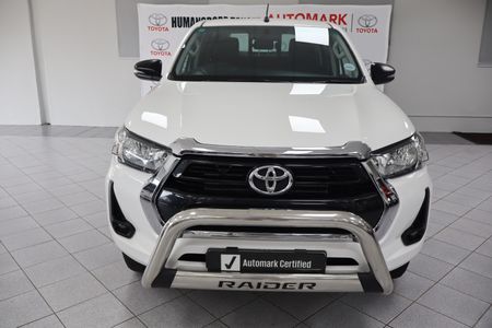 2022-Toyota-Hilux-28-GD-6-Raised-Body-Legend-4x4-Auto-Extended-Cab_1