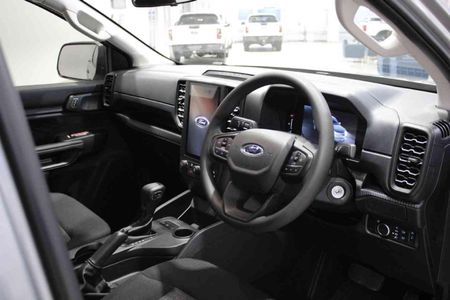 2025-Ford-Ranger-20D-XL-Double-Cab-Auto_10