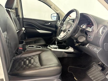 2021-Nissan-Navara-25-DDTi-LE-Plus-Auto-Double-Cab_9