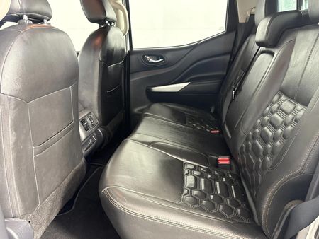 2021-Nissan-Navara-25-DDTi-LE-Plus-Auto-Double-Cab_3
