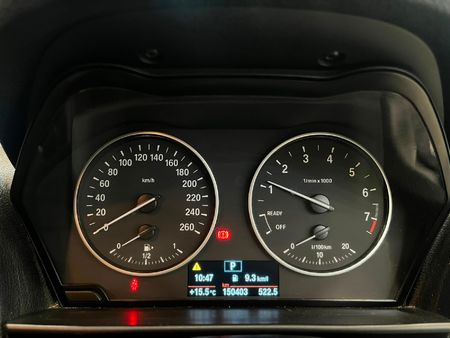 2017-BMW-1-Series-120i-5-dr-Auto_9