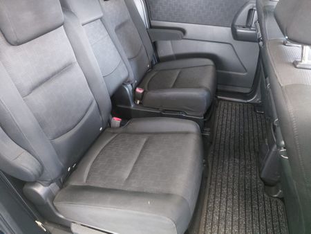 2009-Mazda-5-20-Active-6-spd_8
