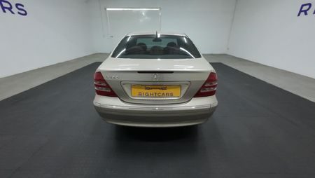 2001-Mercedes-Benz-C-Class-C-180-Elegance-Auto_4