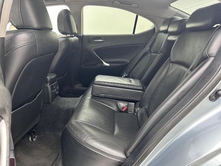 2008-Lexus-IS-250-SE-Auto_11
