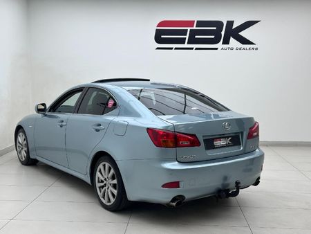 2008-Lexus-IS-250-SE-Auto_3