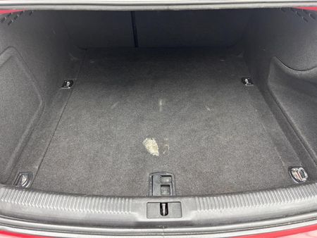 2013-Audi-A4-18-T-S-Auto_12