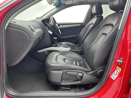 2013-Audi-A4-18-T-S-Auto_6