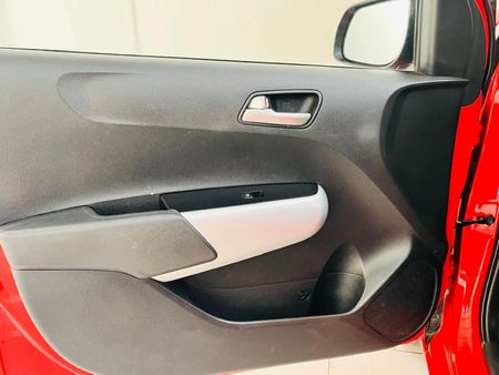 2021-Kia-Picanto-10-Street_9