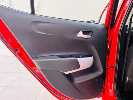 2021-Kia-Picanto-10-Street_7