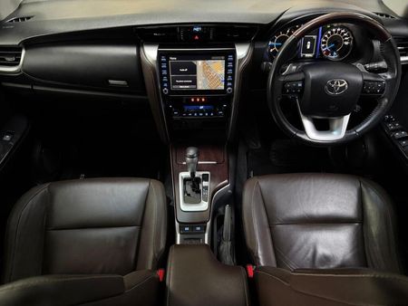 2020-Toyota-Fortuner-28-GD-6-Epic-Auto_7