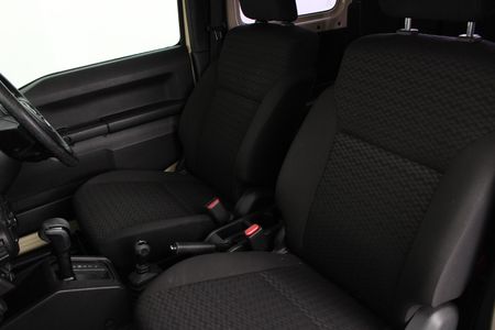 2022-Suzuki-Jimny-15-GL-Auto_8