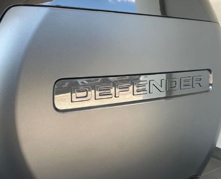2025-Land-Rover-Defender-110-D350-X_17