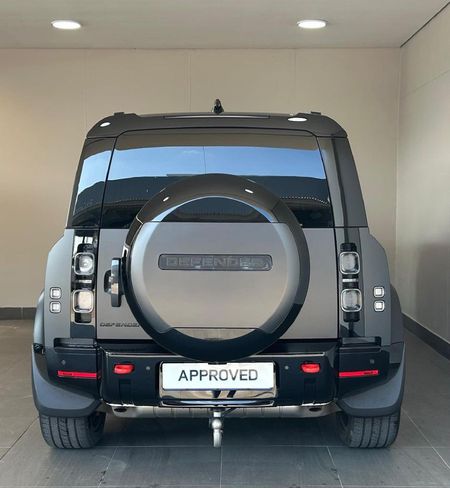 2025-Land-Rover-Defender-110-D350-X_6