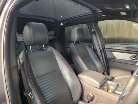 2023-Land-Rover-Discovery-Sport-20D-HSE-R-Dynamic-D200_14