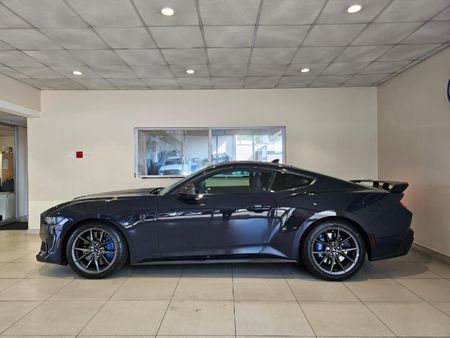 2026-Ford-Mustang-Dark-Horse-Fastback_1