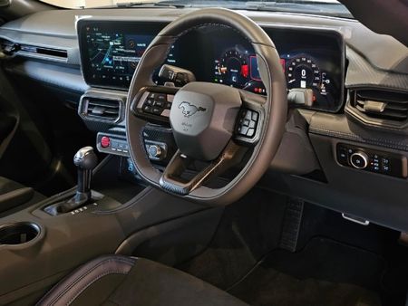 2026-Ford-Mustang-Dark-Horse-Fastback_7