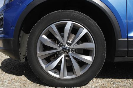 2021-Volkswagen-T-Roc-14-TSI-Design-Auto_9