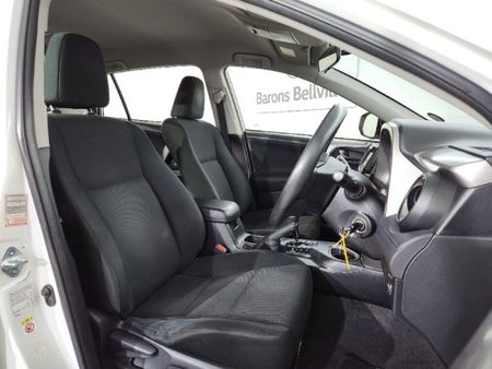 2016-Toyota-RAV4-20-GX-Auto_9
