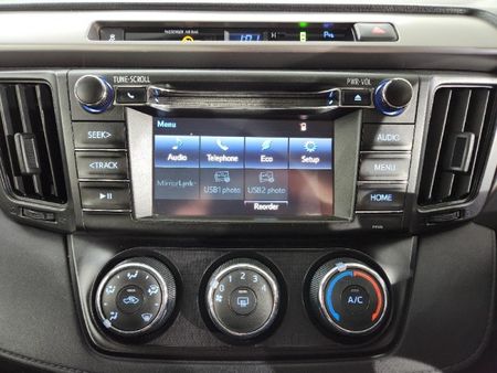 2016-Toyota-RAV4-20-GX-Auto_10