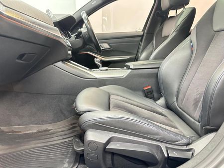 2022-BMW-3-Series-320i-M-Sport_6