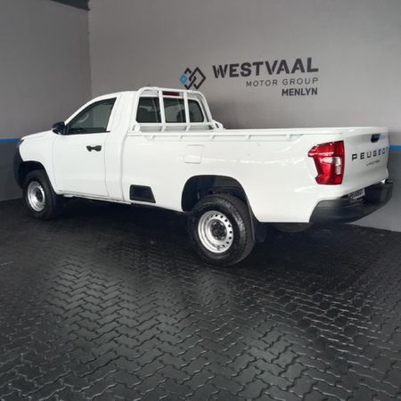 2026-Peugeot-Landtrek-19D-Professional-Single-Cab_5