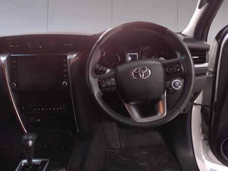 2023-Toyota-Fortuner-28-GD-6-RB-Auto_13