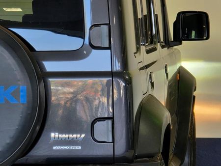2024-Suzuki-Jimny-15-GLX-AllGrip-5-Door-Auto_9