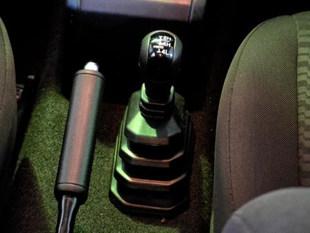 2024-Suzuki-Jimny-15-GLX-AllGrip-5-Door-Auto_16