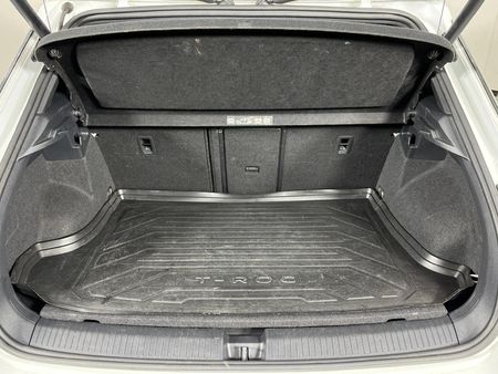 2021-Volkswagen-T-Roc-20-TSI-4Motion-R-Line-Auto_16