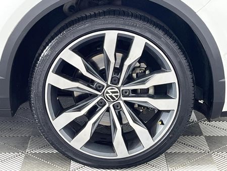 2021-Volkswagen-T-Roc-20-TSI-4Motion-R-Line-Auto_5