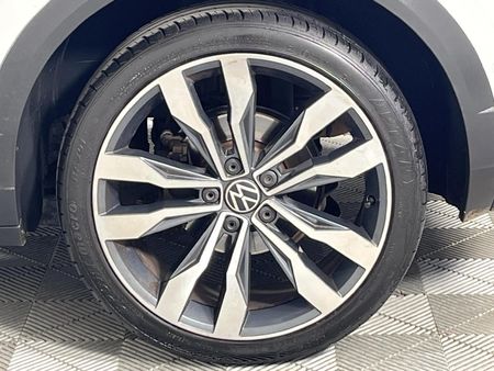 2021-Volkswagen-T-Roc-20-TSI-4Motion-R-Line-Auto_6