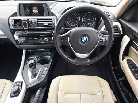 2016-BMW-1-Series-118i-5-dr-Urban-Line-Auto_9