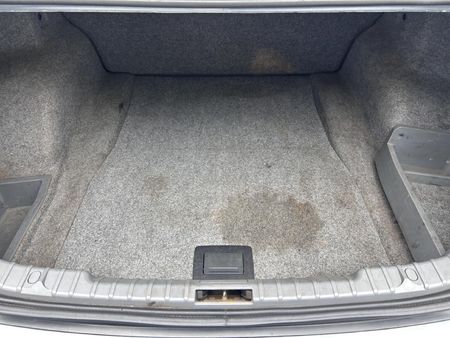 2010-BMW-3-Series-320i-Auto_12