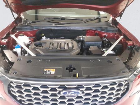 2025-Ford-Territory-18T-Titanium_13