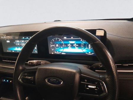 2025-Ford-Territory-18T-Titanium_8
