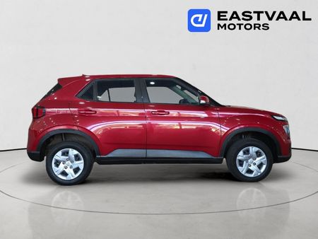 2024-Hyundai-Venue-12-Motion_7