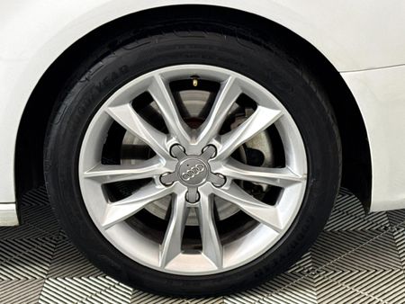 2013-Audi-A3-3-dr-18-TFSI-SE-Auto_2