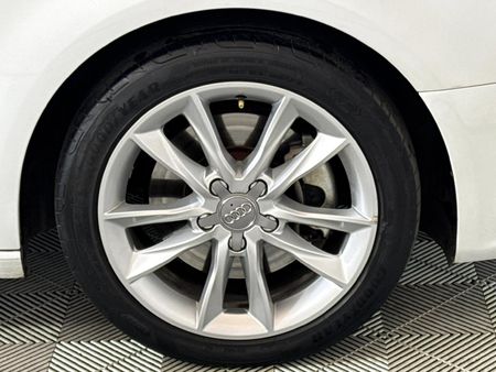 2013-Audi-A3-3-dr-18-TFSI-SE-Auto_3