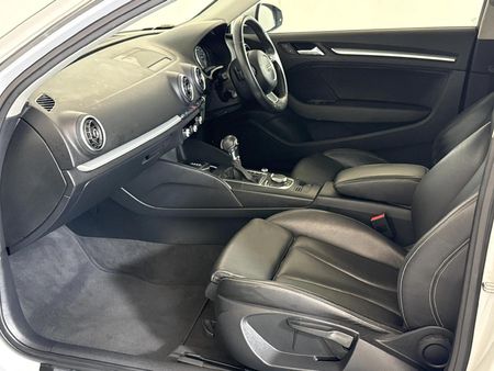 2013-Audi-A3-3-dr-18-TFSI-SE-Auto_6