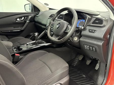 2017-Renault-Kadjar-12T-Blaze_9