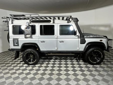 2012-Land-Rover-Defender-110-22D-Station-Wagon_9