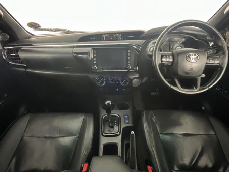 2019-Toyota-Hilux-28-GD-6-Raised-Body-Raider-Auto-Extended-Cab_1