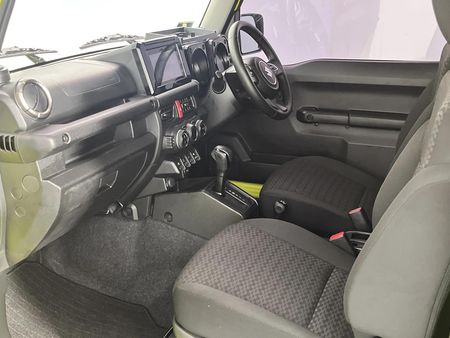 2023-Suzuki-Jimny-15-GLX-Auto_6