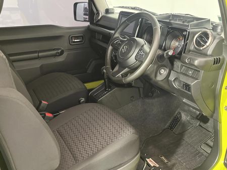 2023-Suzuki-Jimny-15-GLX-Auto_7