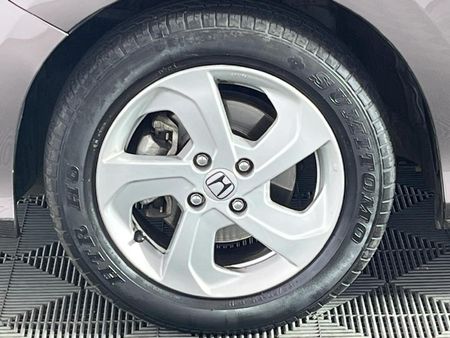 2015-Honda-Ballade-15-Elegance-Auto_4