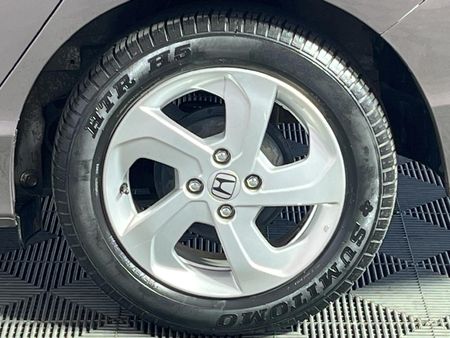 2015-Honda-Ballade-15-Elegance-Auto_6