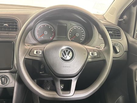 2025-Volkswagen-Polo-Vivo-14_12
