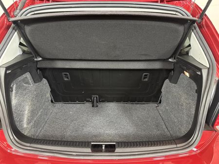 2025-Volkswagen-Polo-Vivo-14_14